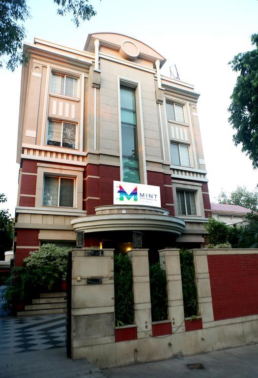 Hotel Mint Casa New Delhi Exterior photo
