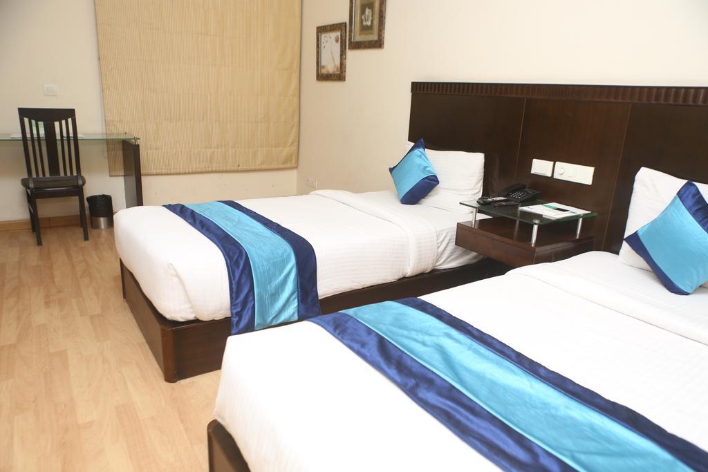 Hotel Mint Casa New Delhi Exterior photo