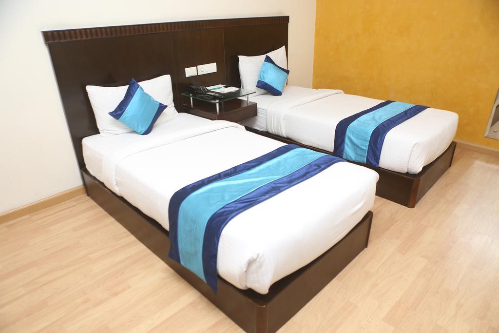 Hotel Mint Casa New Delhi Exterior photo