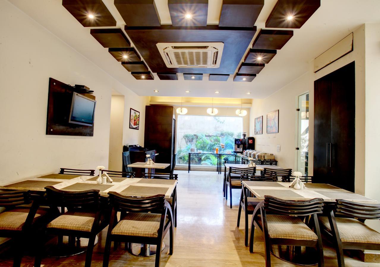 Hotel Mint Casa New Delhi Exterior photo