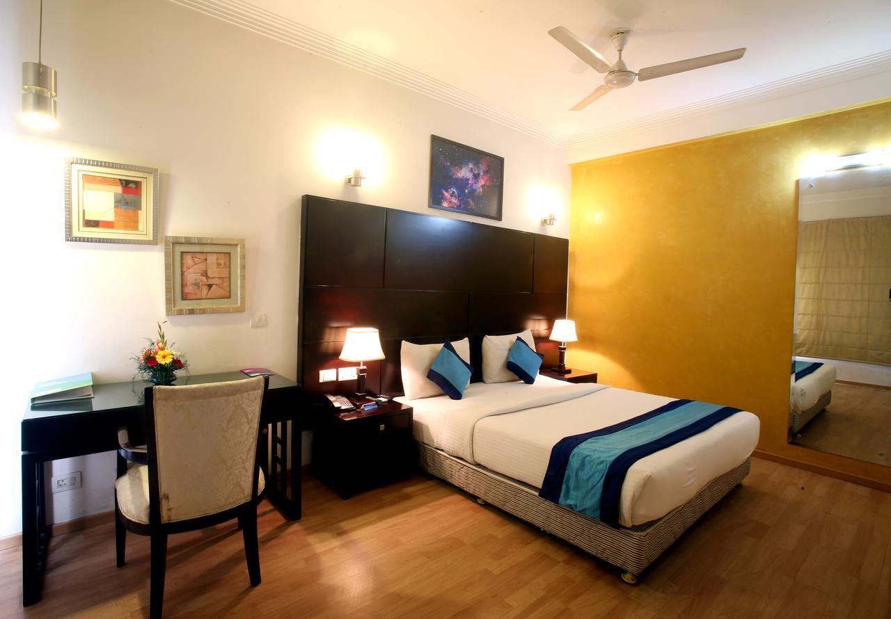 Hotel Mint Casa New Delhi Exterior photo