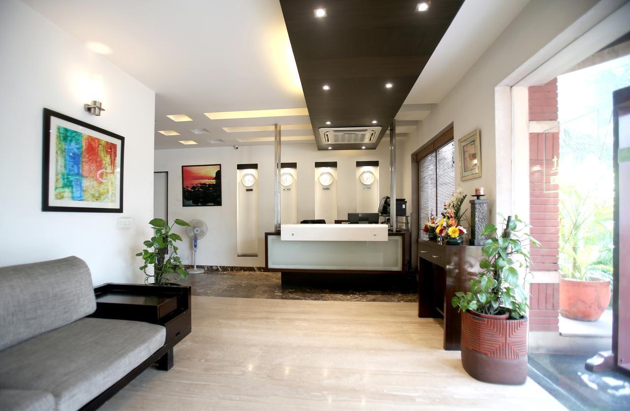 Hotel Mint Casa New Delhi Exterior photo