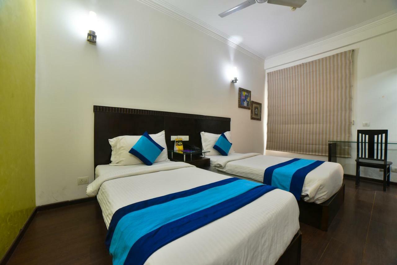 Hotel Mint Casa New Delhi Exterior photo